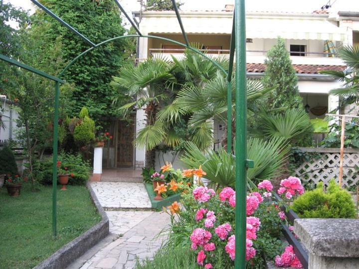 Apartment Jozefina Пореч Екстер'єр фото
